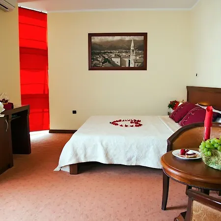 Dolce Hotel Budva